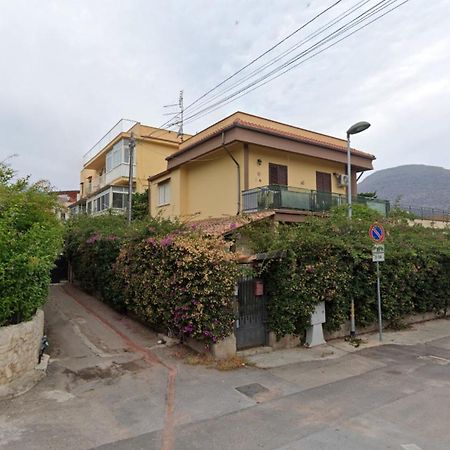 Cupidohouse A Mondello Apartment Екстериор снимка